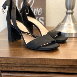🔥Sale🔥 Old Navy Block Heels